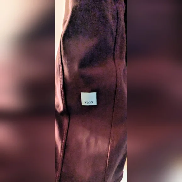Vuori Fitness Romper - Mauve - XL - Like New - Picture 2 of 12